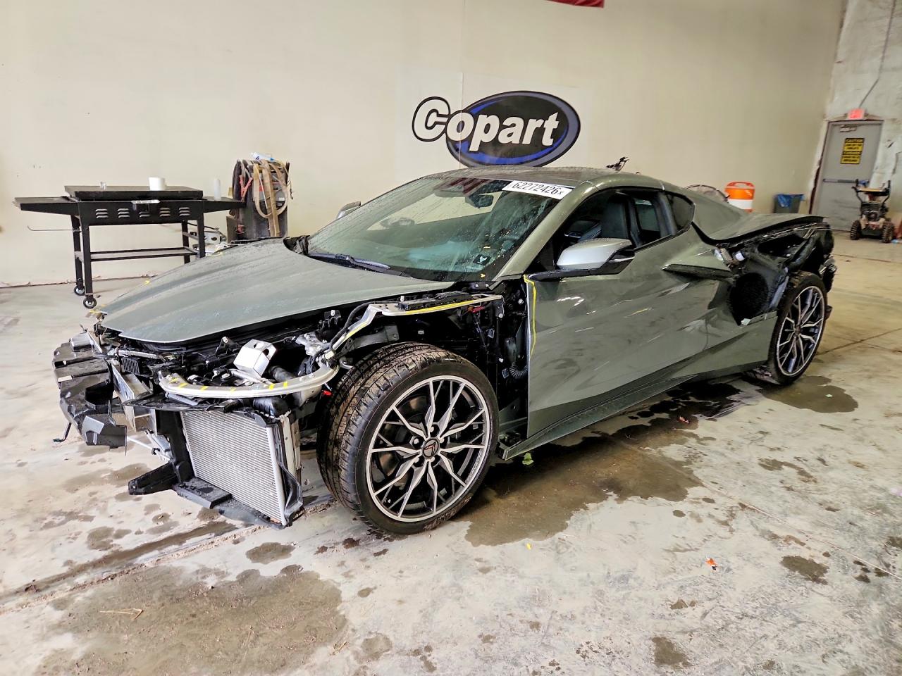 2024 Chevrolet Corvette 2LT, VIN 1G1YB2D40R5104731 — Front end
