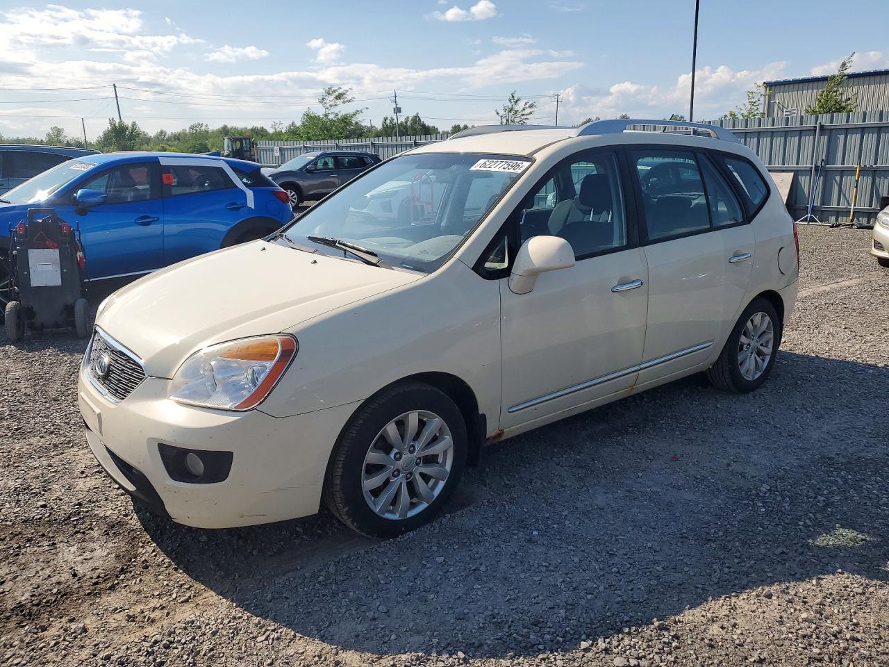 2012 Kia Rondo, VIN KNAHH8A65C7408564 — Front end