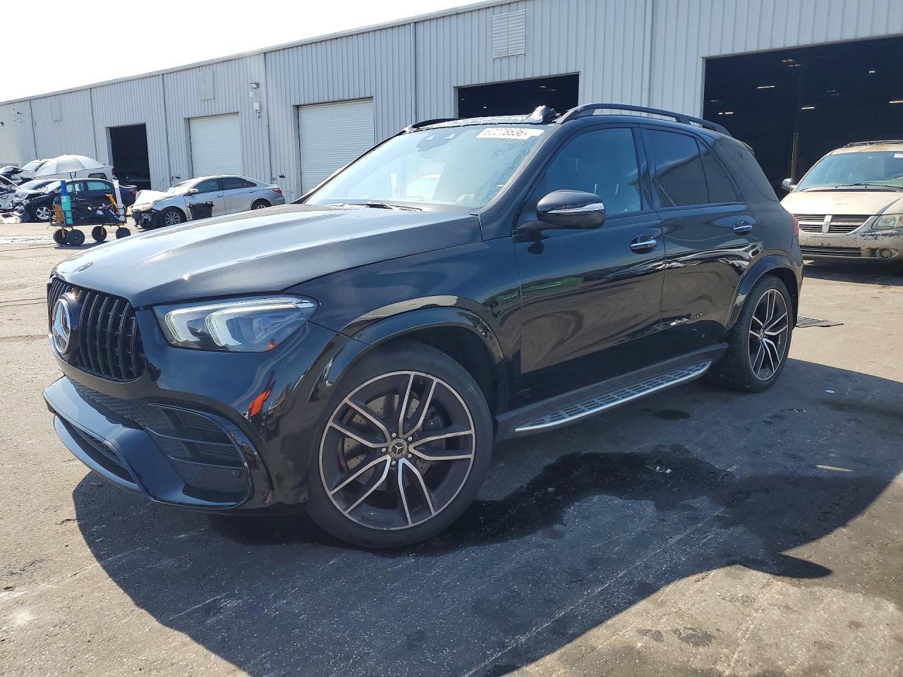 2020 Mercedes-Benz GLE 580, VIN 4JGFB8GB4LA177736 — Front end