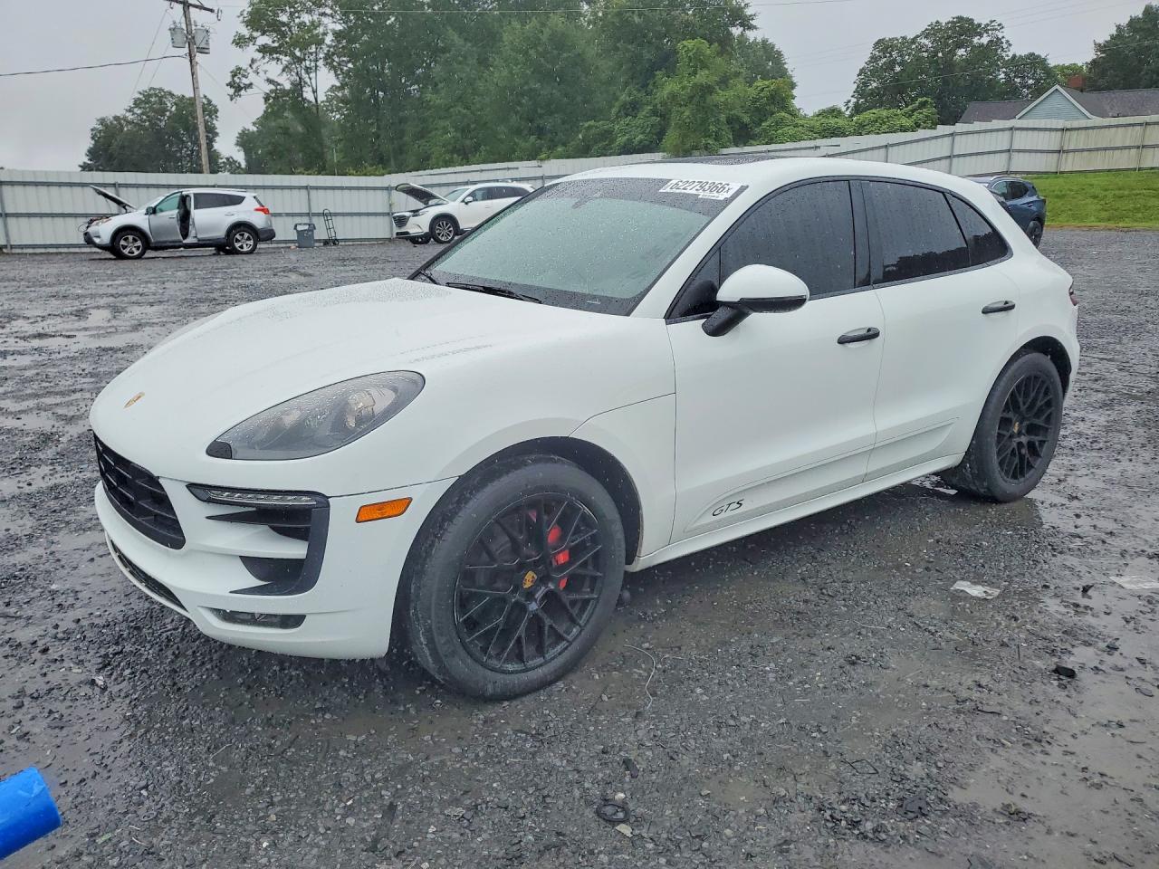 2018 Porsche Macan GTS, VIN WP1AG2A53JLB62001 — Minor dents and scratches