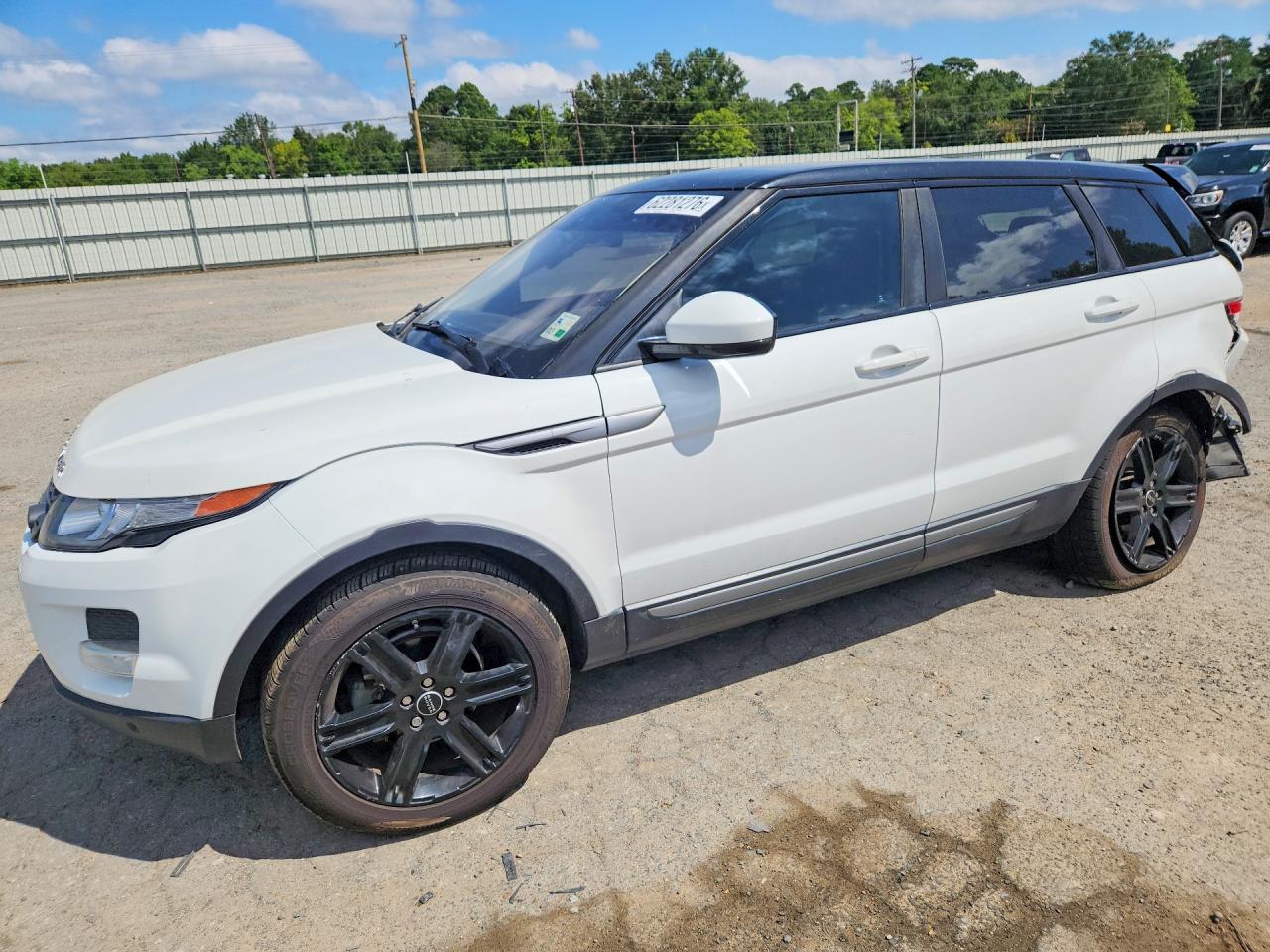 2015 Land Rover Range Rover Evoque Pure Plus, VIN SALVP2BG8FH073062 — Rear end
