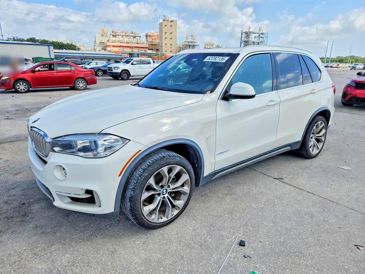 2018 BMW X5 sDrive35i, VIN 5UXKR2C53J0Z21663 — Minor dents and scratches