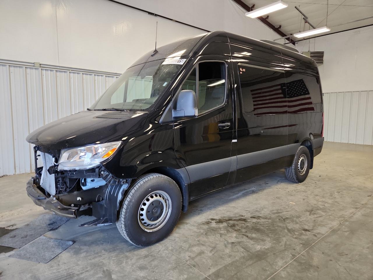 2024 Mercedes-Benz Sprinter Passenger, VIN W1Z4KFHYXRP725853 — Front end