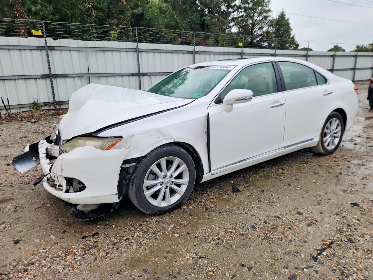 2010 Lexus ES 330, VIN JTHBK1EG6A2356178 — Front end