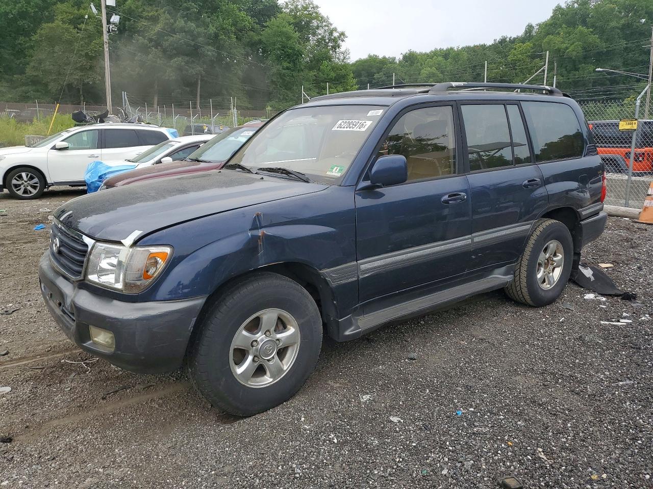 2001 Toyota Land Cruiser, VIN JTEHT05JX12009219 — Minor dents and scratches