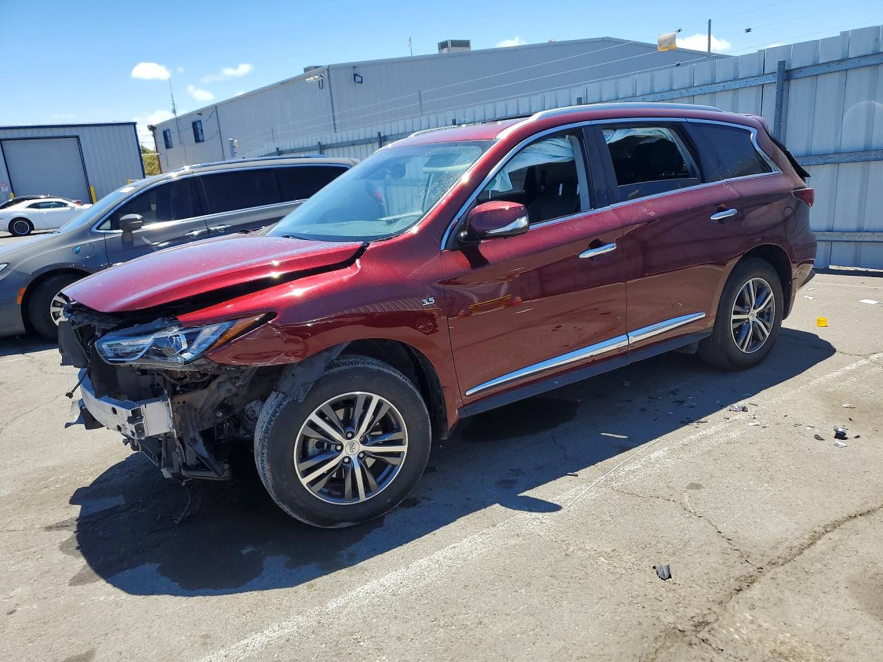 2019 Infiniti QX60 Luxe, VIN 5N1DL0MM1KC558989 — Front end