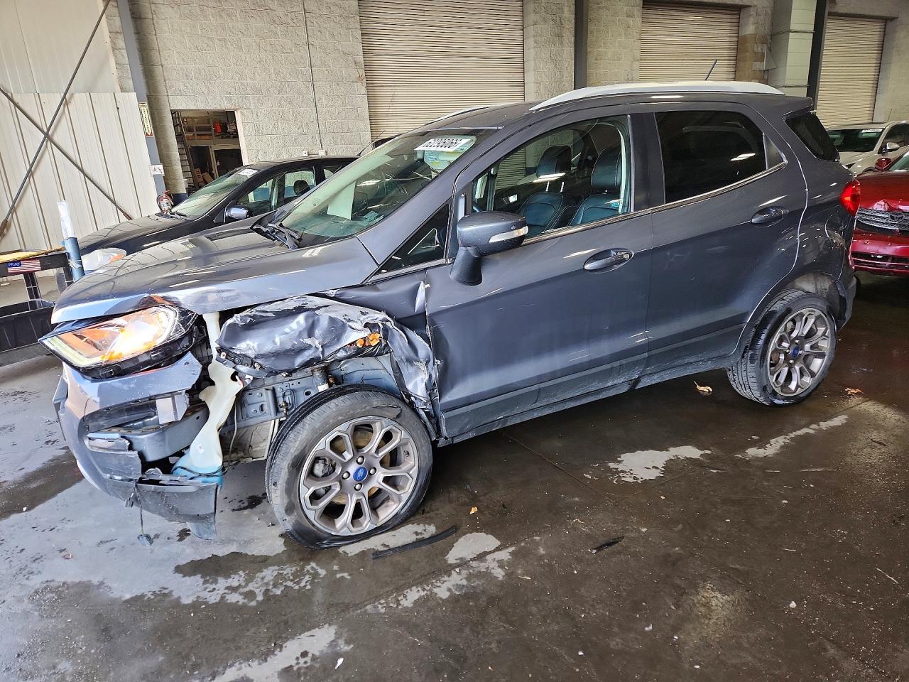 2019 Ford EcoSport Titanium, VIN MAJ6S3KL5KC306485 — Front end
