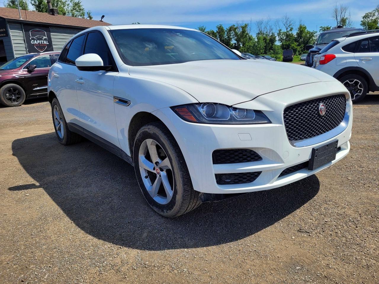 2017 Jaguar F-Pace 20d Premium, VIN SADCJ2BN0HA092722 — Normal wear