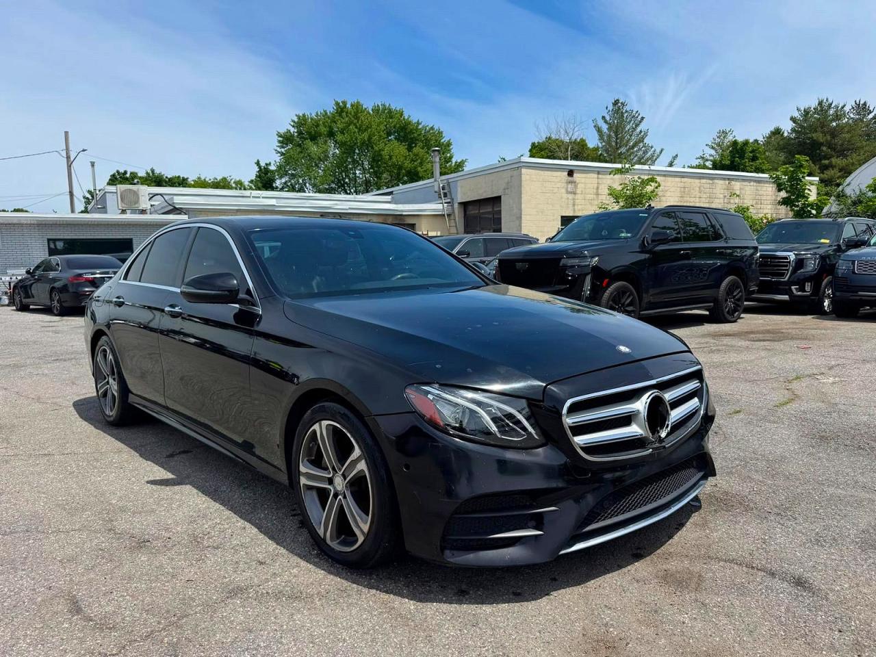 2017 Mercedes-Benz E 300 Luxury, VIN WDDZF4JB0HA182257 — Normal wear