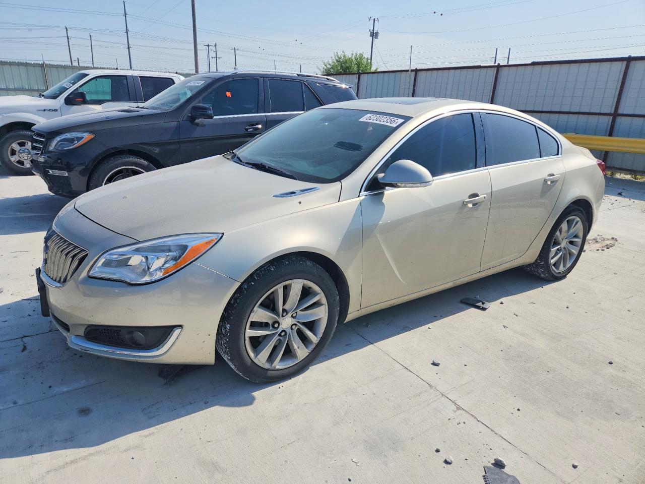 2016 Buick Regal, VIN 2G4GL5EX5G9139089 — Normal wear