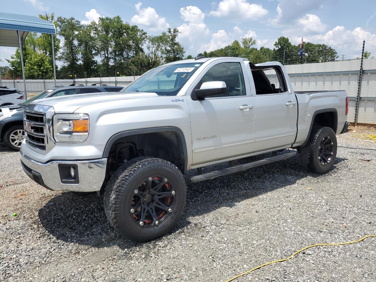 2015 GMC Sierra 1500 SLE, VIN 3GTU2UEC4FG298224 — Крыша