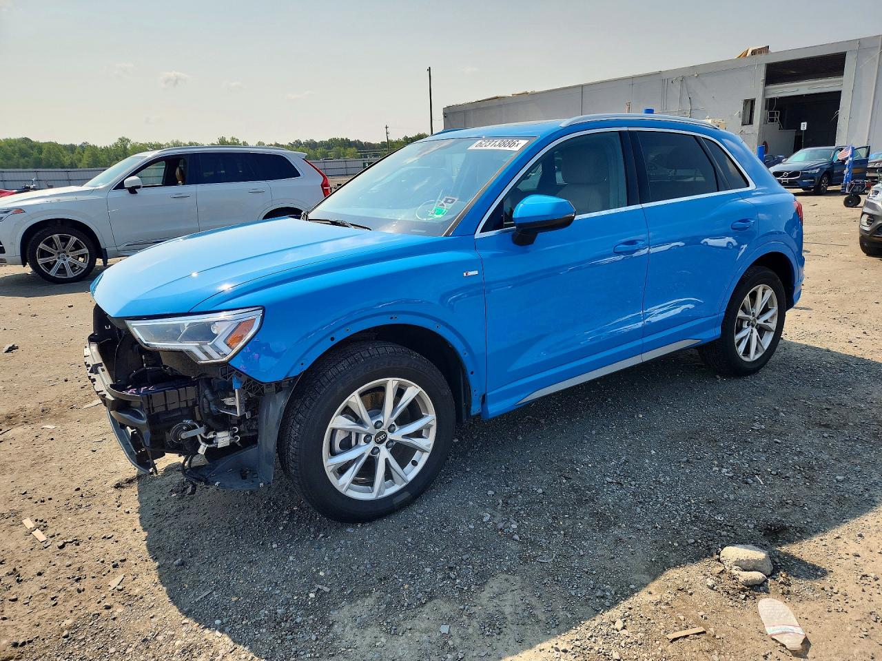 2022 Audi Q3 S line Premium Plus, VIN WA1EECF3XN1037904 — Перед