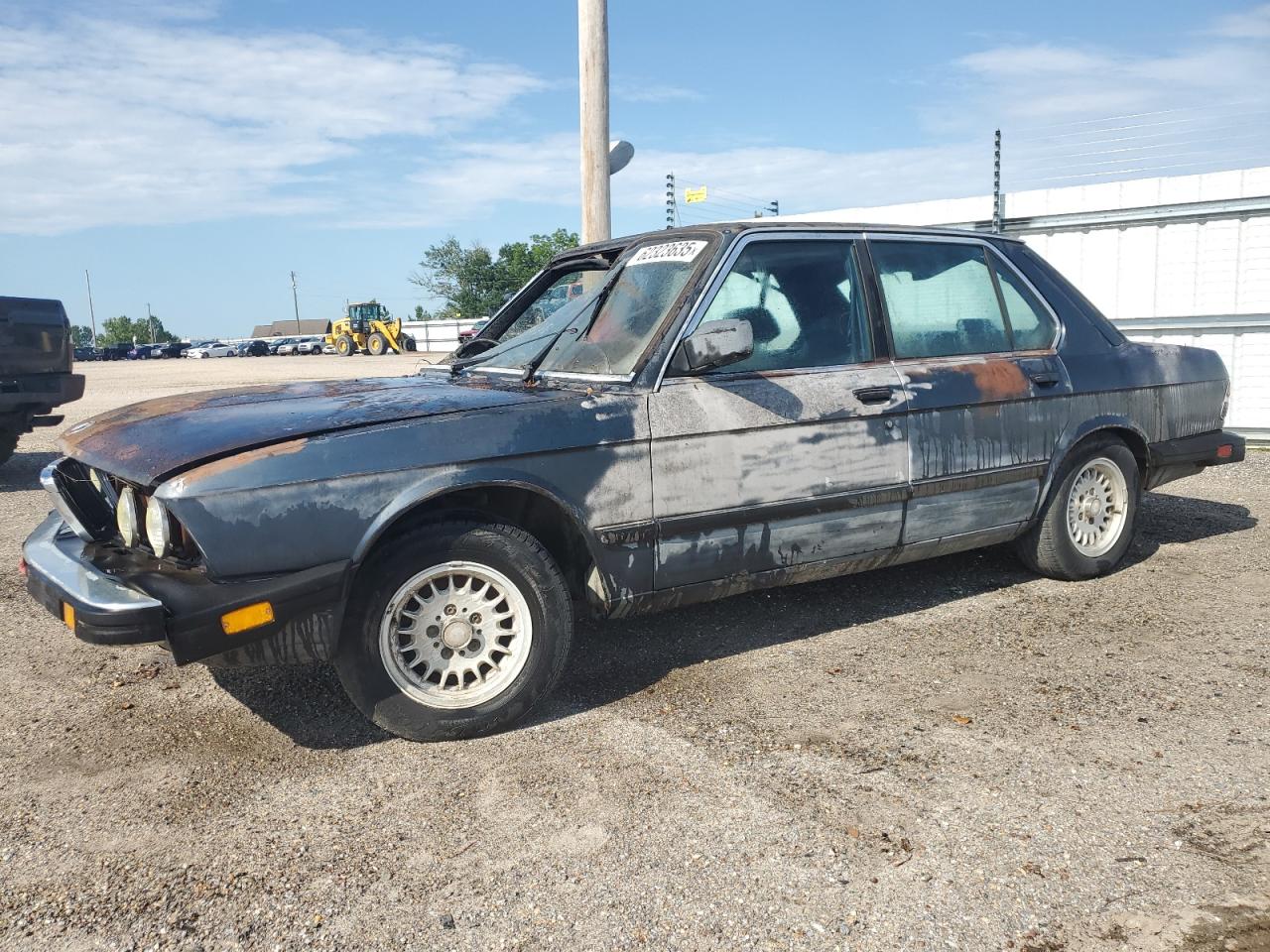 1986 BMW 528 - 533 - 633 - 733 528E, VIN WBADK7300G9650210 — Mechanical