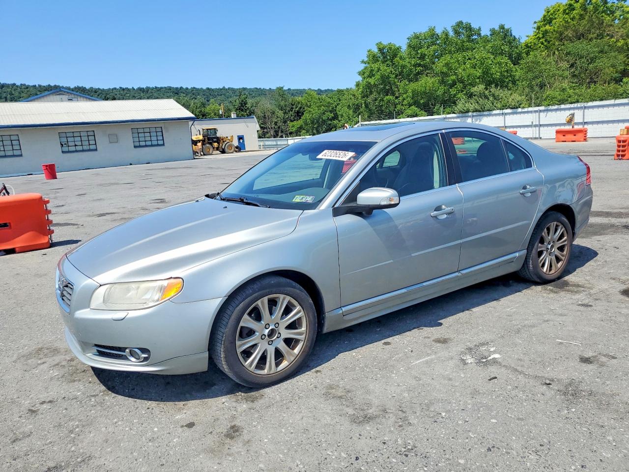 2011 Volvo S80 3.2L, VIN YV1940AS7B1139559 — Side