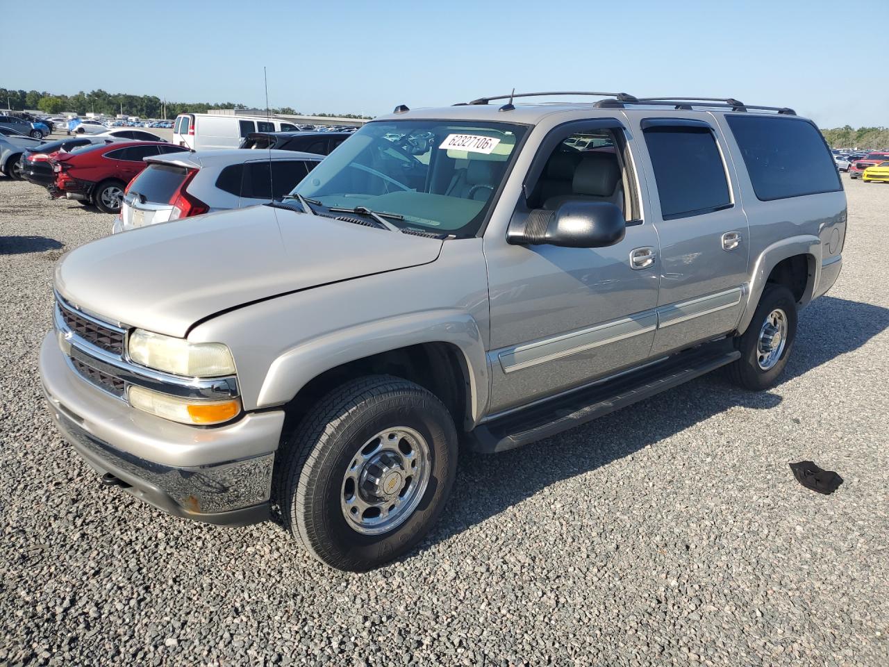 2004 Chevrolet Suburban LT, VIN 3GNGK26G64G273087 — Normal wear