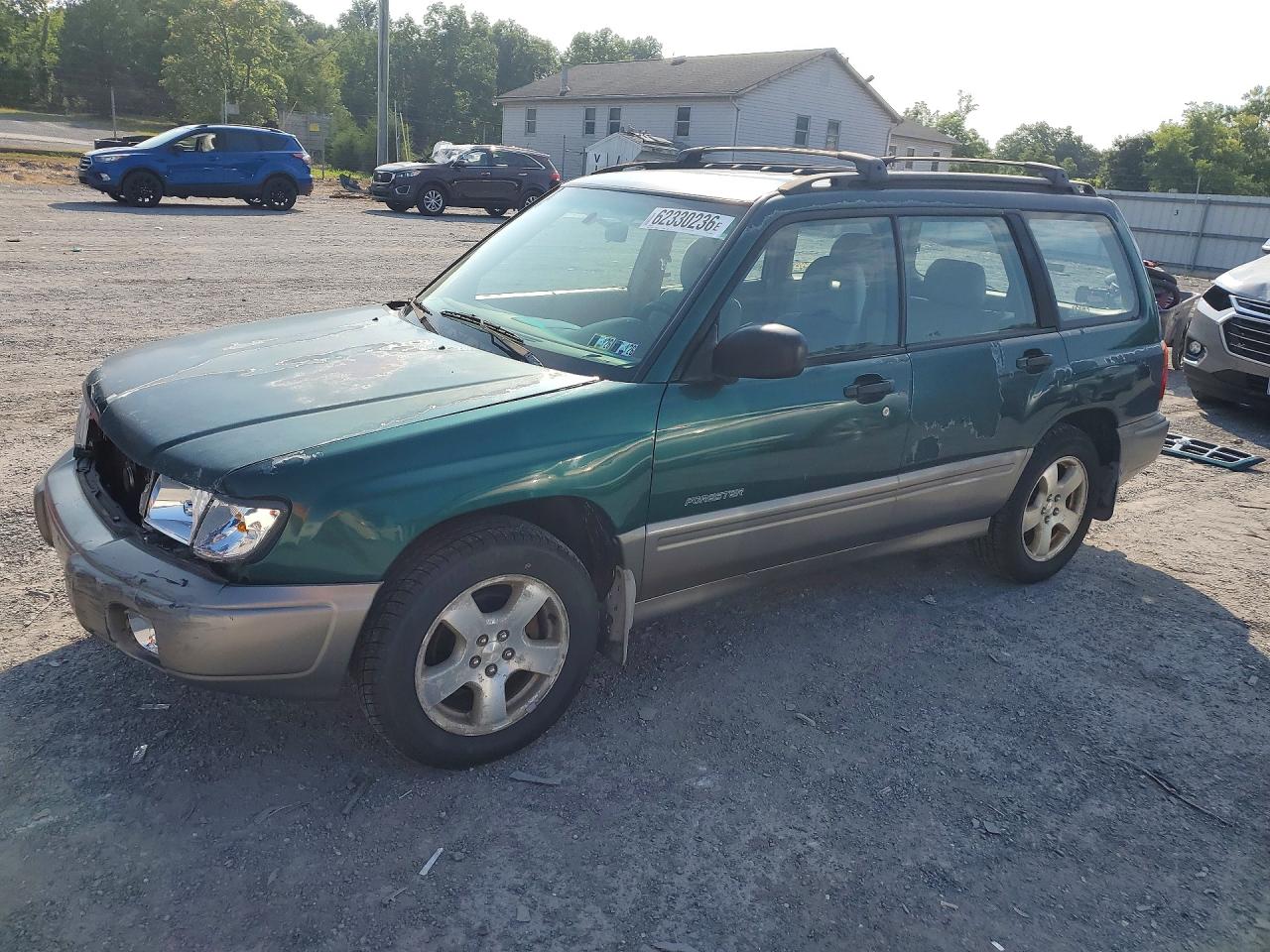 1999 Subaru Forester S, VIN JF1SF6559XH730022 — Front end