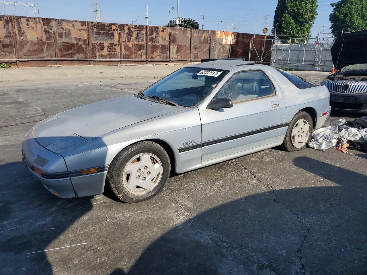 1987 Mazda RX-7, VIN JM1FC3312H0506142 — Normal wear
