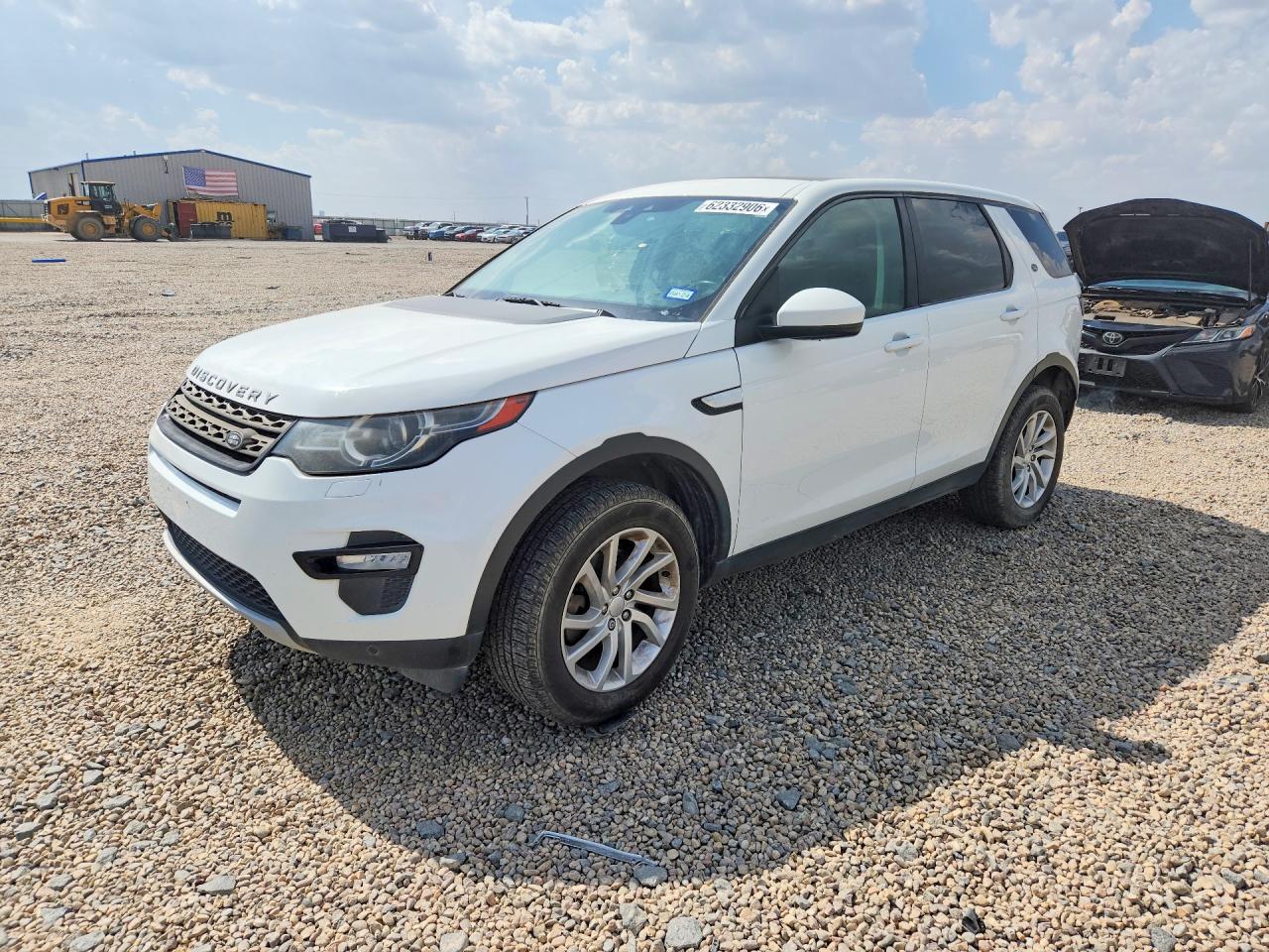 2016 Land Rover Discovery Sport HSE, VIN SALCR2BG3GH620113 — Rear end