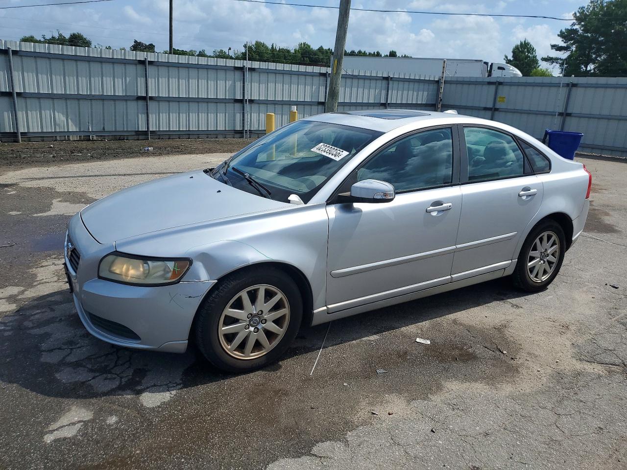 2009 Volvo S40 2.4L, VIN YV1MS382592459507 — Мелкие вмятины и царапины