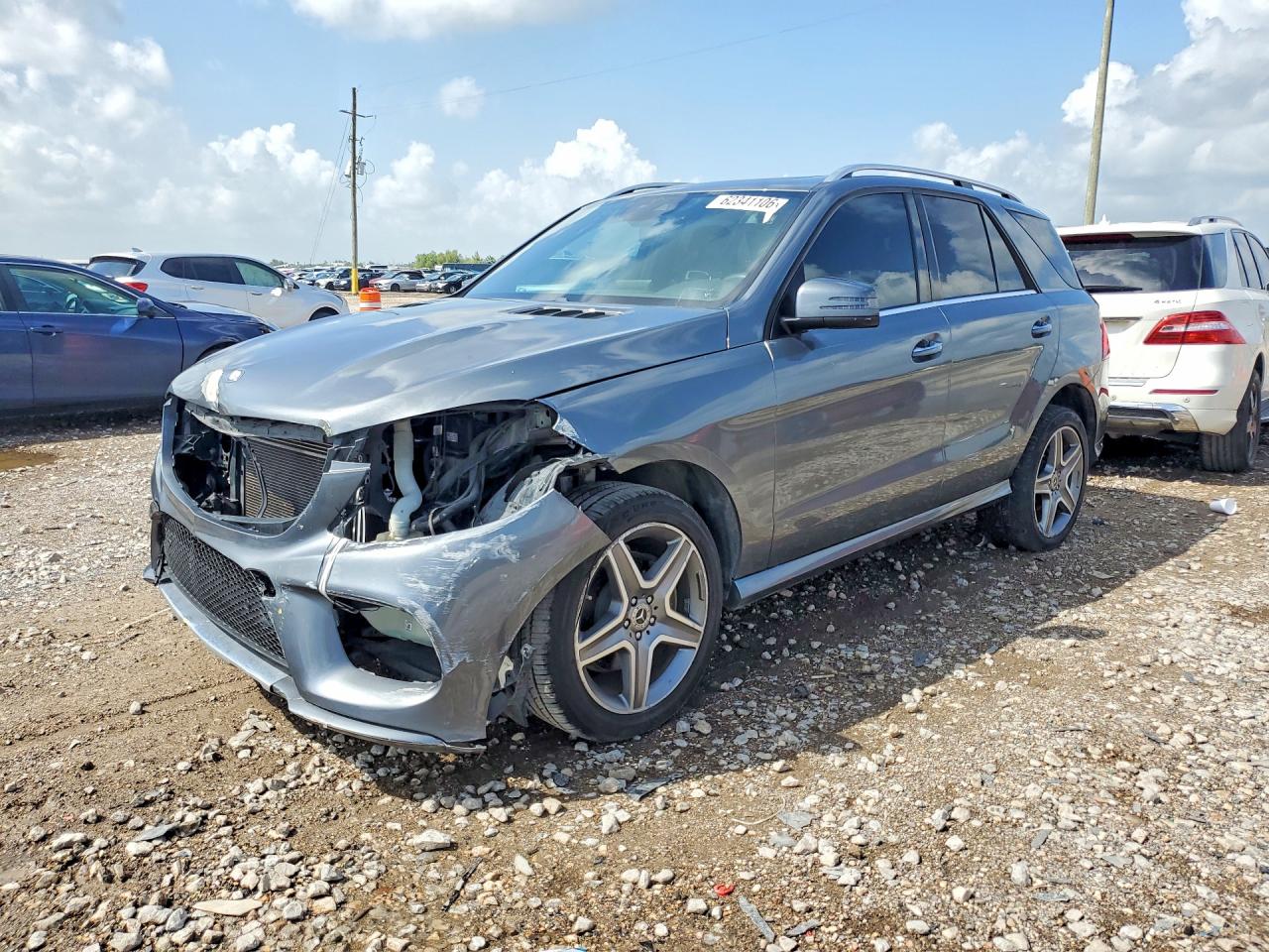 2017 Mercedes-Benz GLE 350, VIN 4JGDA5JB0HA939520 — Front end