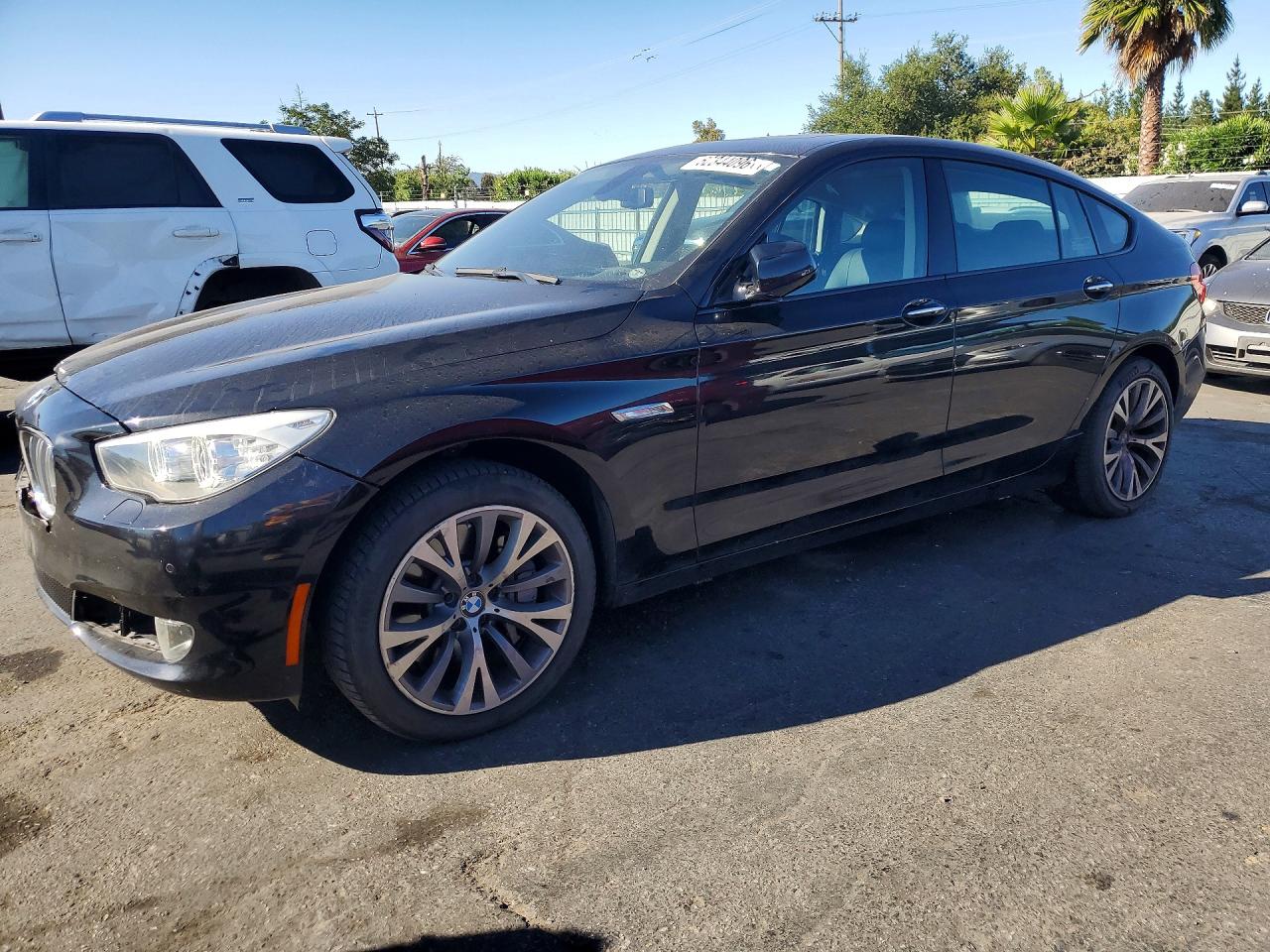 2011 BMW 5 Series 550i Gran Turismo, VIN WBASN4C52BC210042 — Front end
