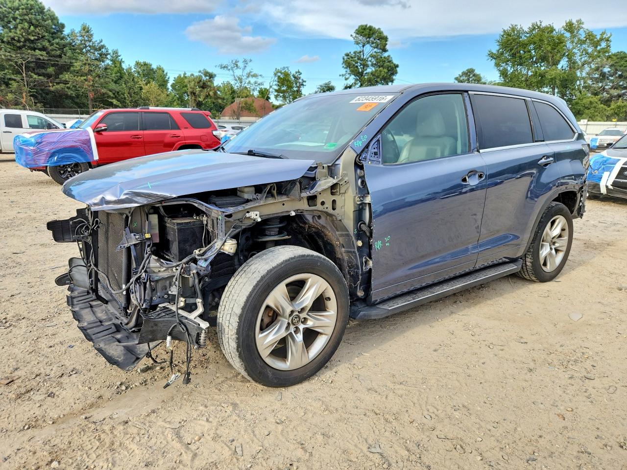 2017 Toyota Highlander Limited Platinum, VIN 5TDDZRFH6HS374212 — Stripped