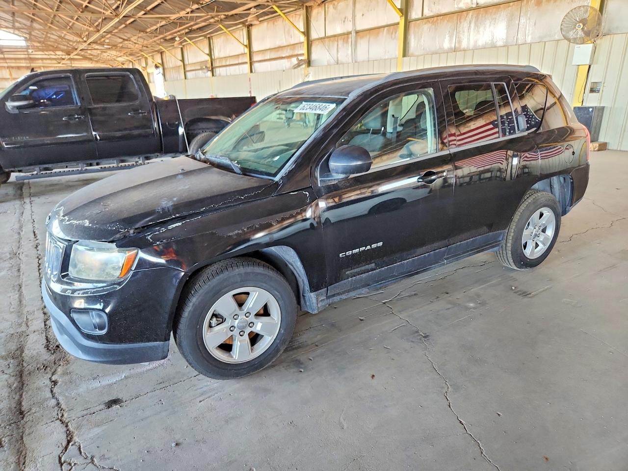 2014 Jeep Compass Sport, VIN 1C4NJCBA0ED573832 — Front end