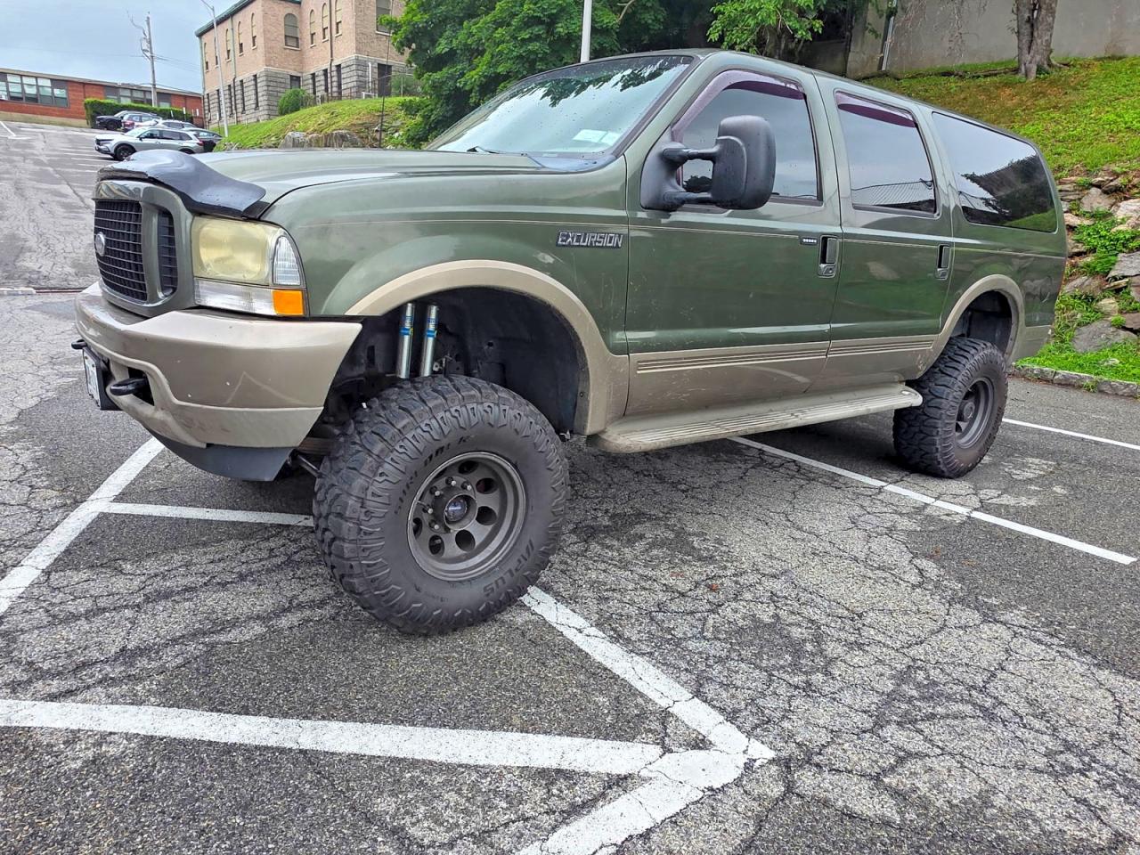 2003 Ford Excursion Eddie Bauer, VIN 1FMSU45P93EC70809 — Normal wear