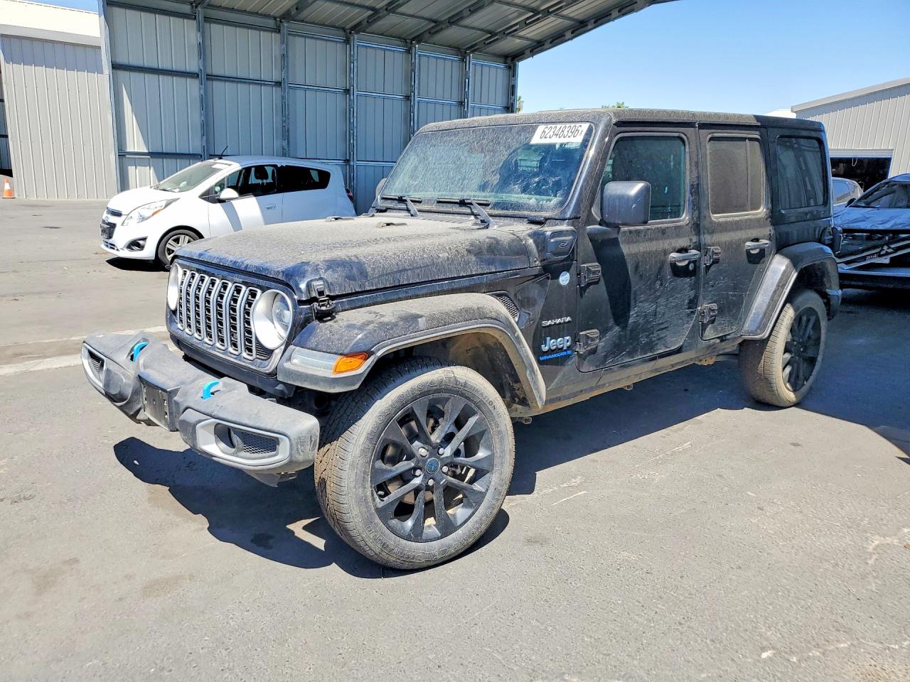 2024 Jeep Wrangler Sahara, VIN 1C4RJXP66RW292237 — Front end