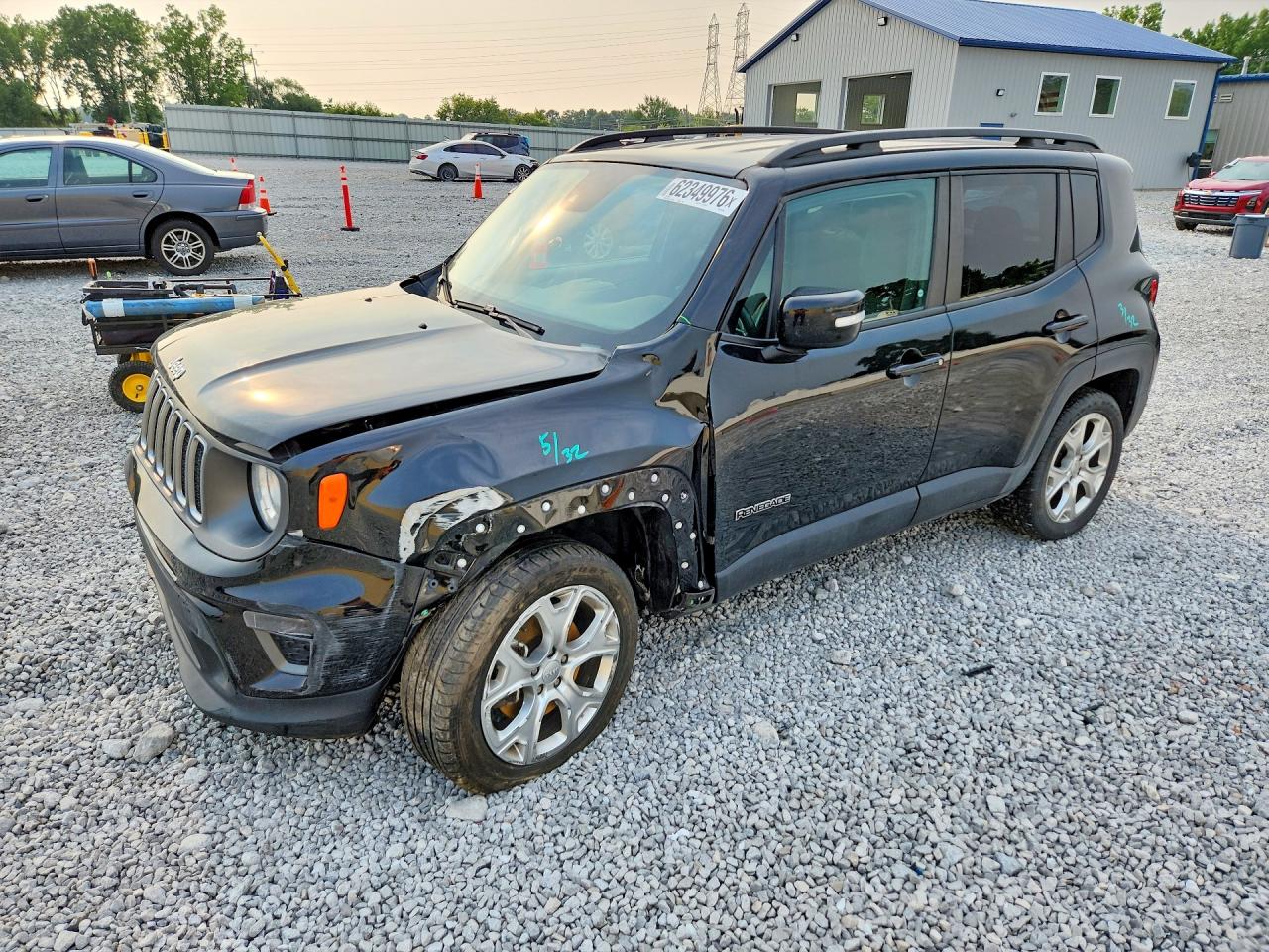 2022 Jeep Renegade Limited, VIN ZACNJDD13NPN51938 — Перед
