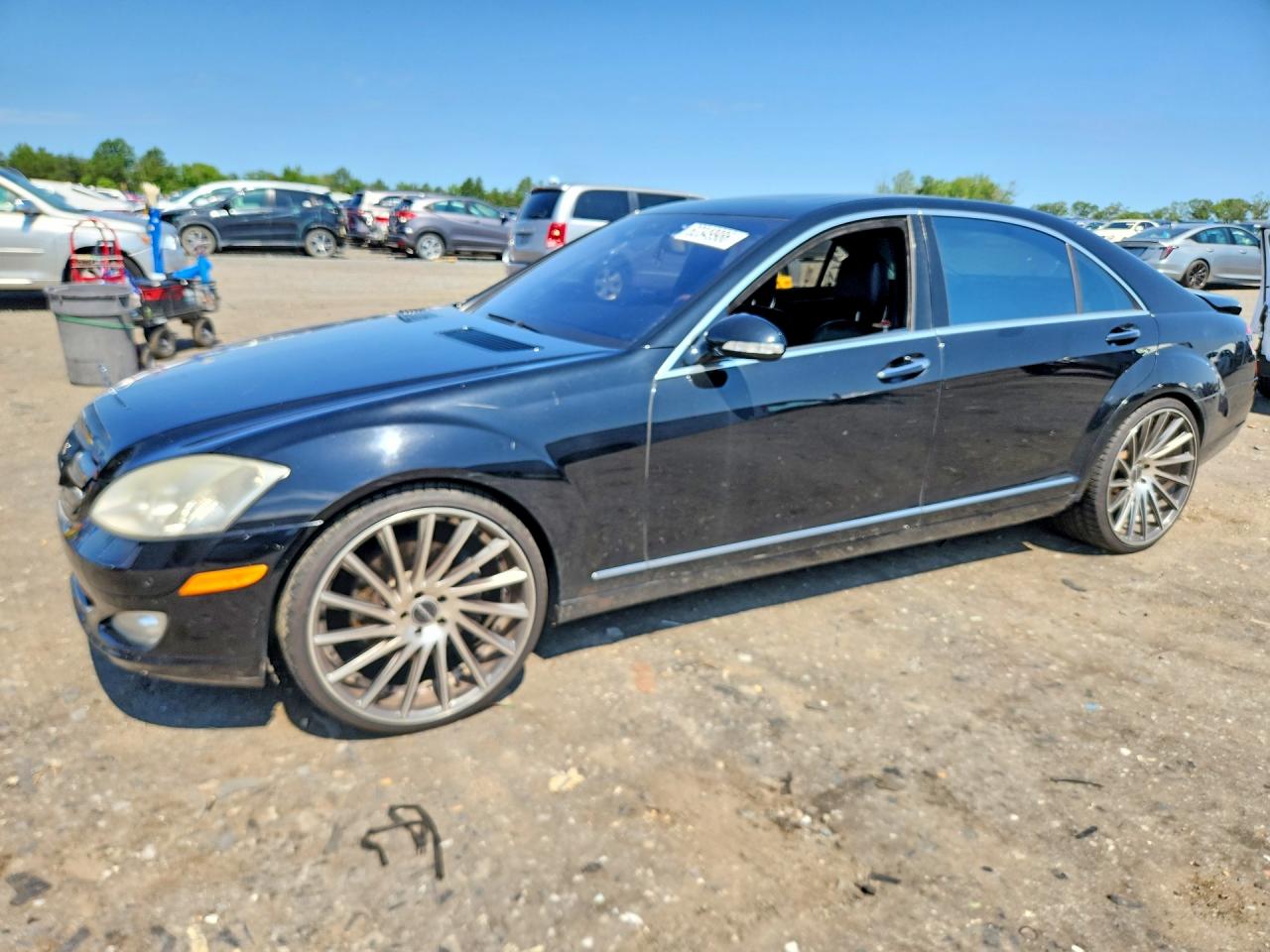2008 Mercedes-Benz S 550, VIN WDDNG86X18A234910 — Rear end