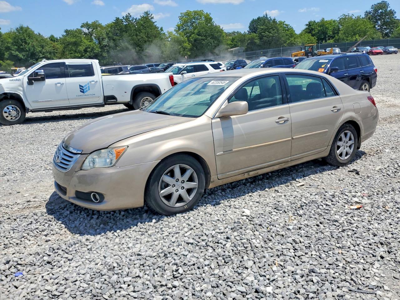 2008 Toyota Avalon XL, VIN 4T1BK36B88U309096 — Перед
