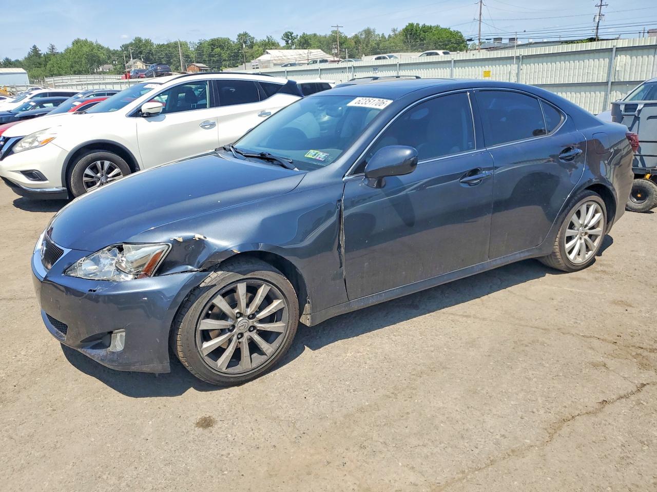 2006 Lexus IS 250, VIN JTHCK262565005300 — Front end