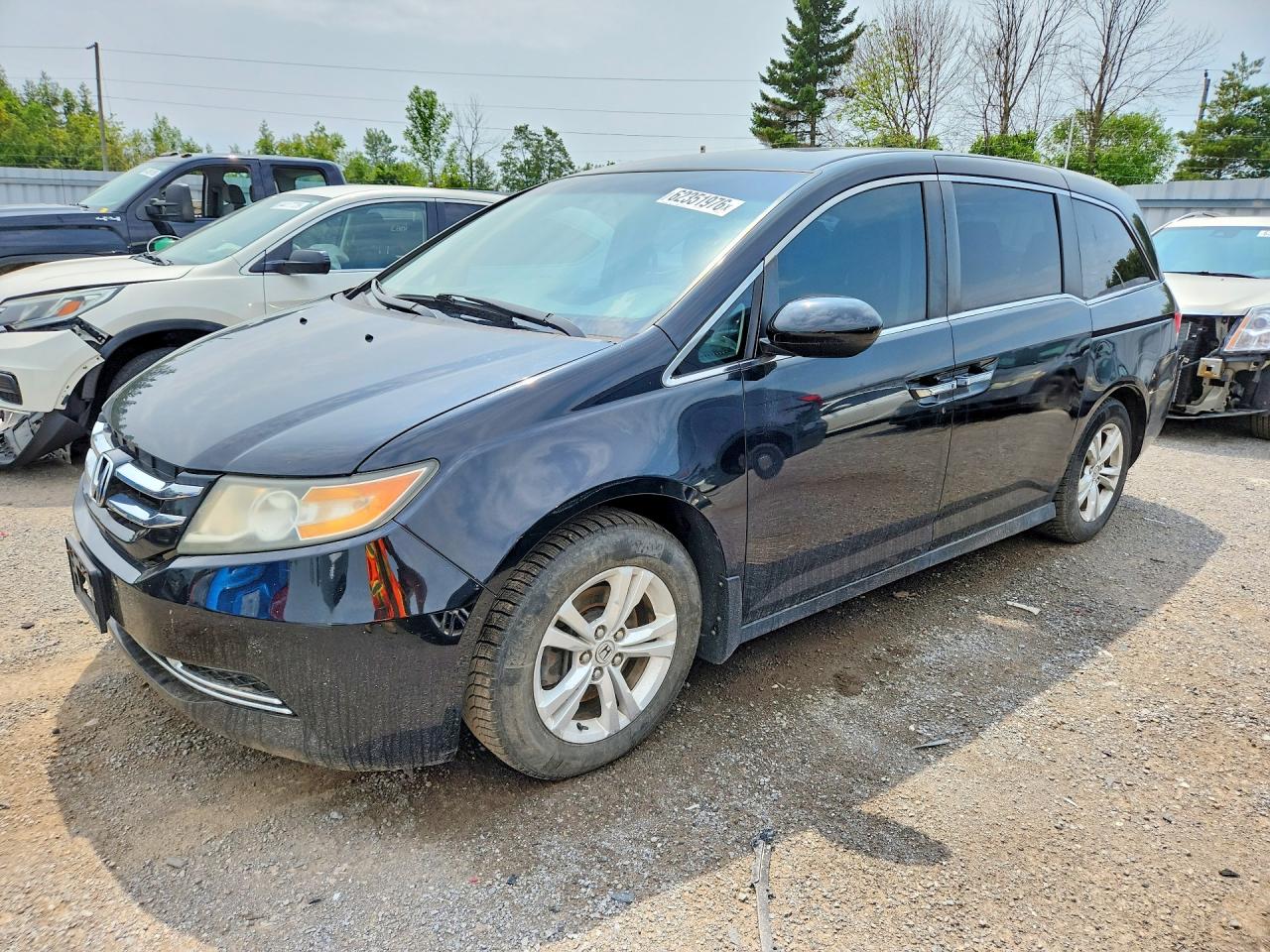 2014 Honda Odyssey EX, VIN 5FNRL5H42EB509793 — Бок