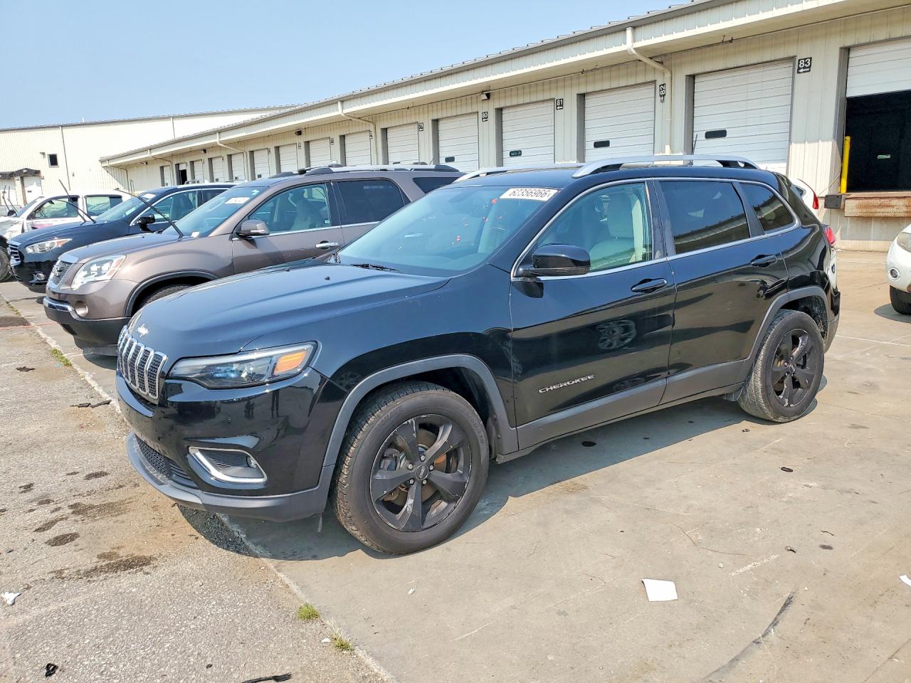 2019 Jeep Cherokee Limited, VIN 1C4PJMDN5KD158208 — Minor dents and scratches