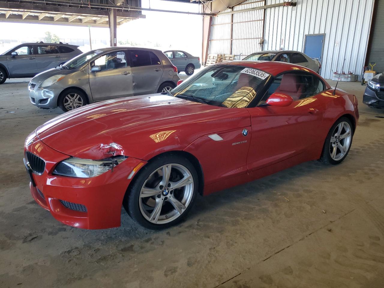 2012 BMW Z4 sDrive28i, VIN WBALL5C53CJ103546 — Перед