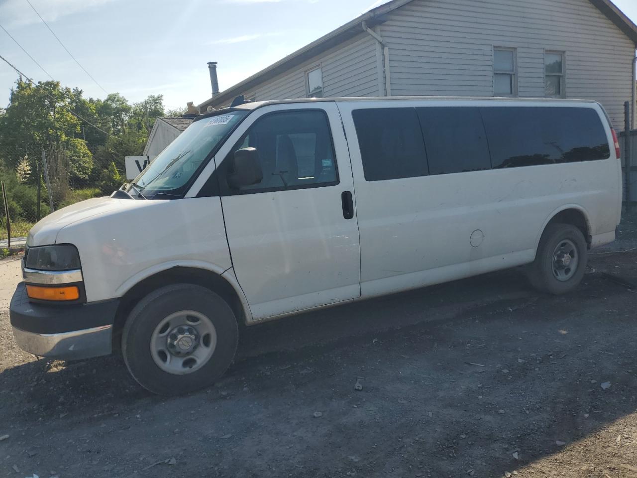 2016 Chevrolet Express Passenger LT, VIN 1GAZGPFG7G1237467 — Rear end