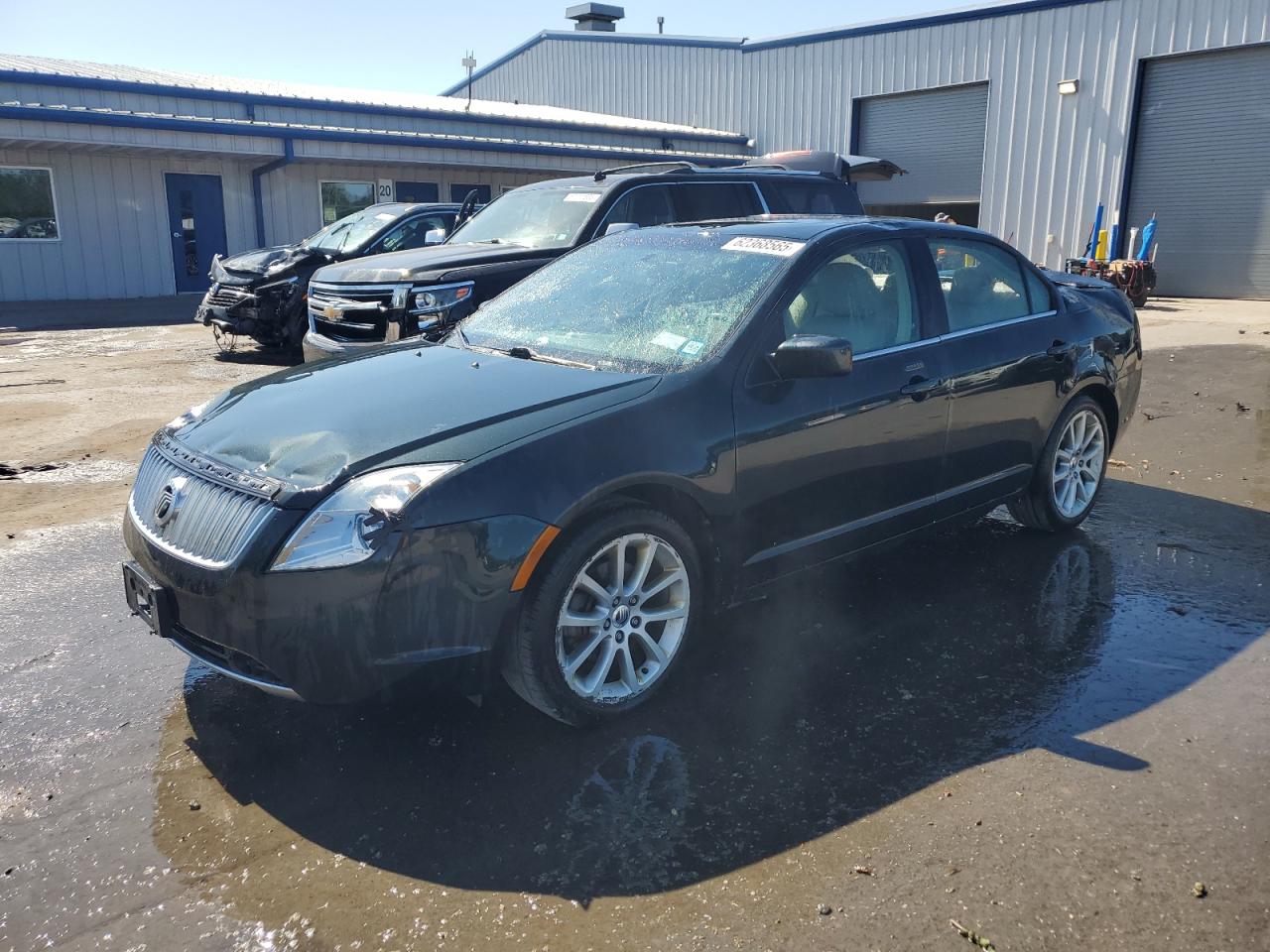 2010 Mercury Milan Premier, VIN 3MEHM0CG6AR652301 — Roof