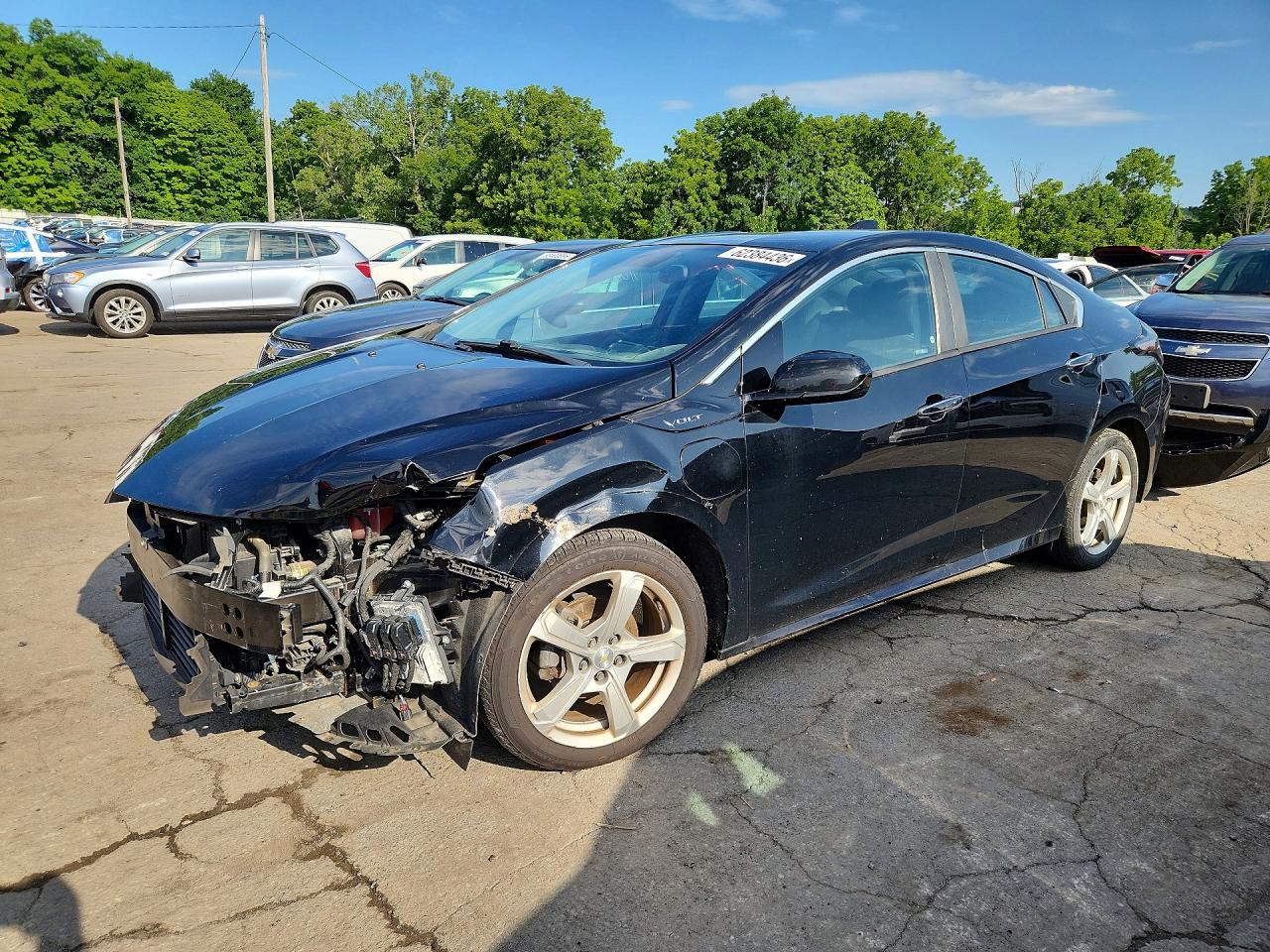 2018 Chevrolet Volt LT, VIN 1G1RC6S58JU139693 — Front end