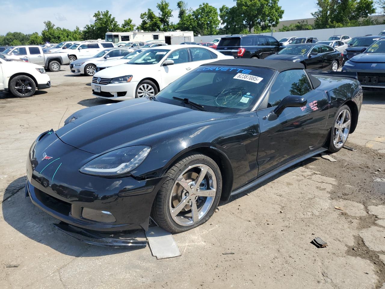 2010 Chevrolet Corvette 1LT, VIN 1G1YE3DW3A5105259 — Front end