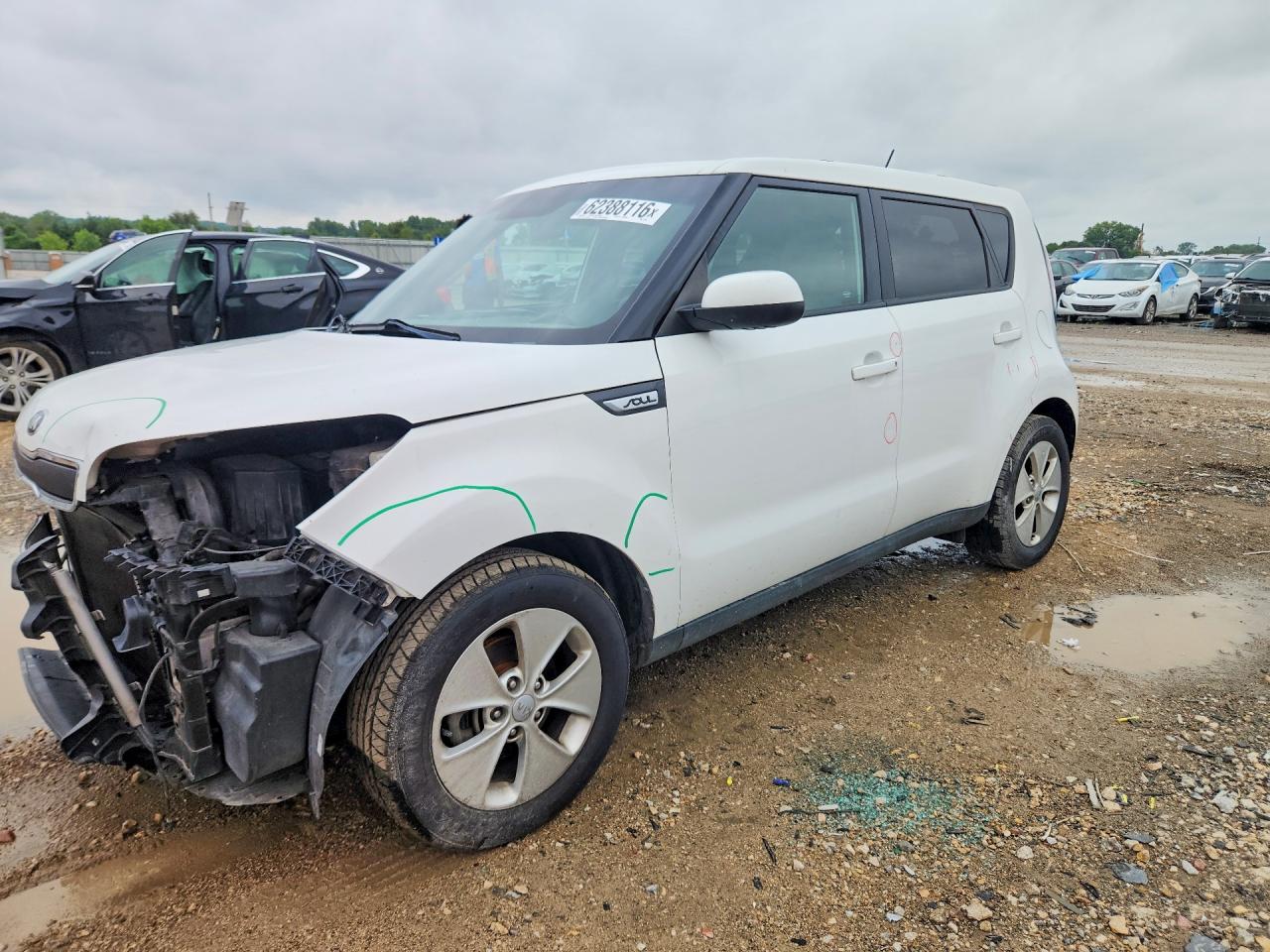 2015 Kia Soul, VIN KNDJN2A26F7147375 — Front end