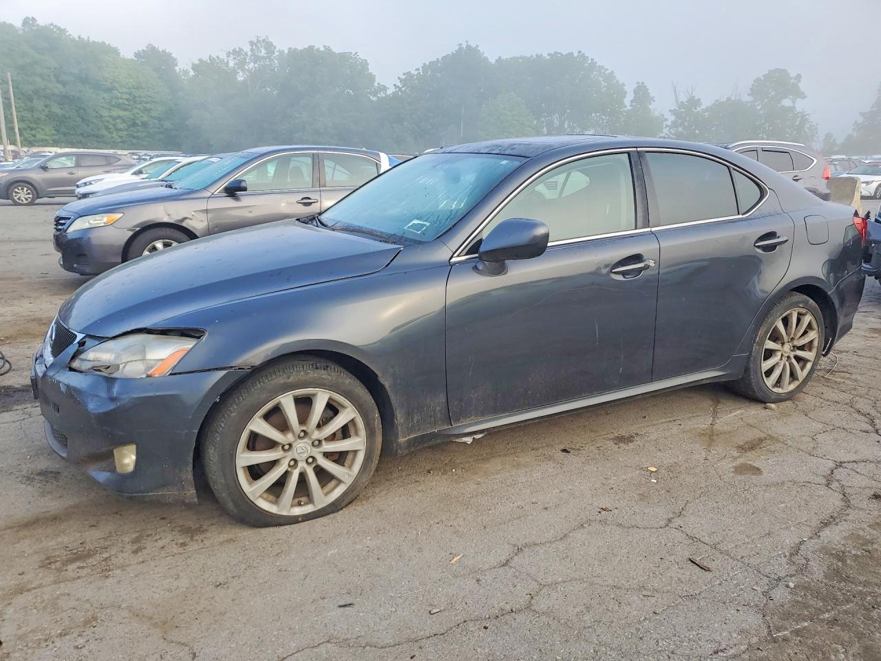 2007 Lexus IS 250, VIN JTHCK262072015896 — Front end