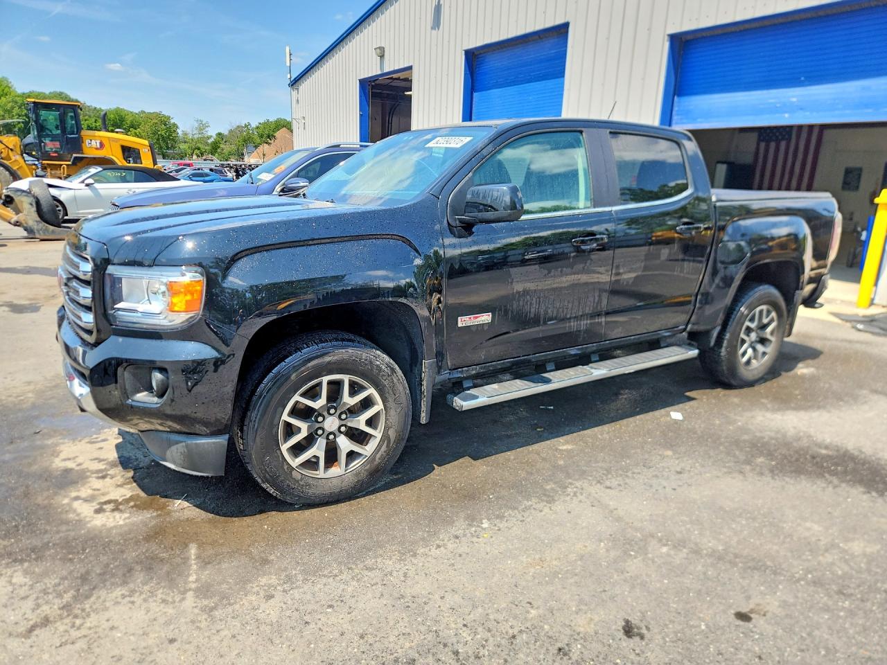 2015 GMC Canyon 4WD SLE, VIN 1GTG6BE33F1170058 — Front end