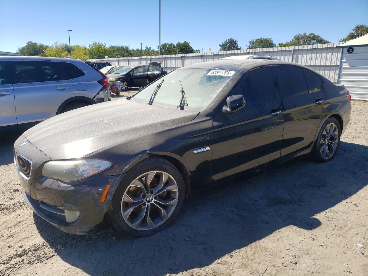 2011 BMW 5 Series 528i, VIN WBAFR1C53BC672601 — Rear end