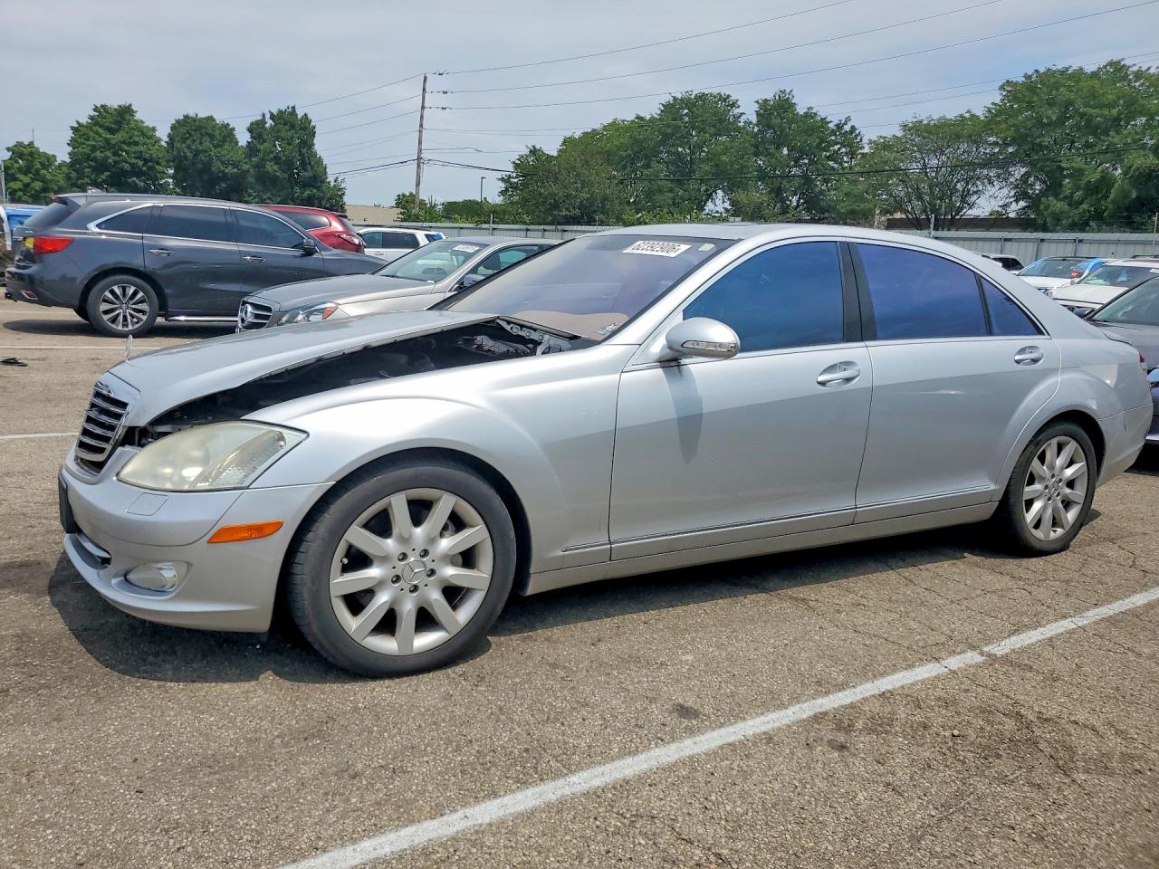 2008 Mercedes-Benz S 550, VIN WDDNG71XX8A162848 — Front end