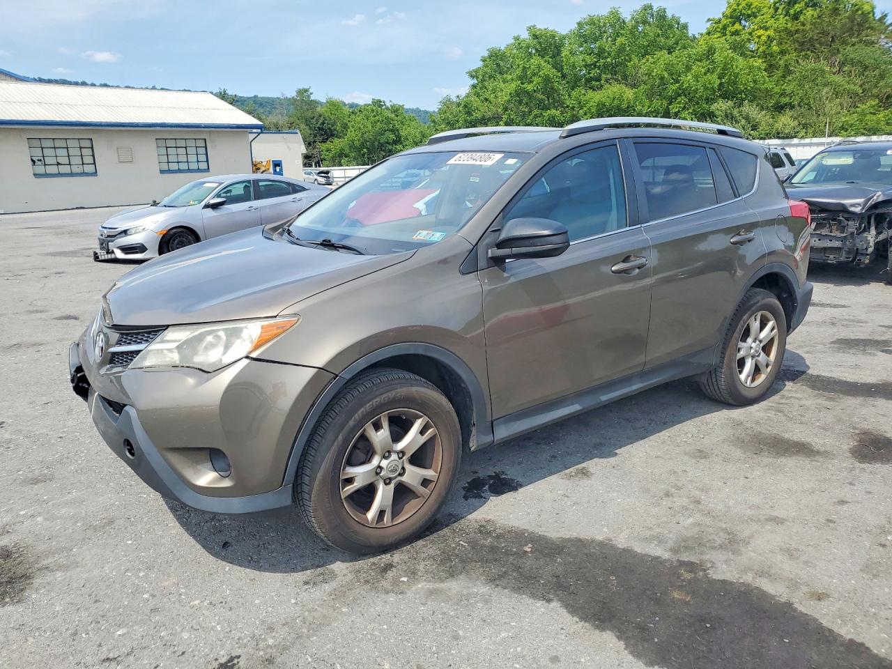 2013 Toyota RAV4 LE, VIN 2T3BFREV1DW088798 — Front end