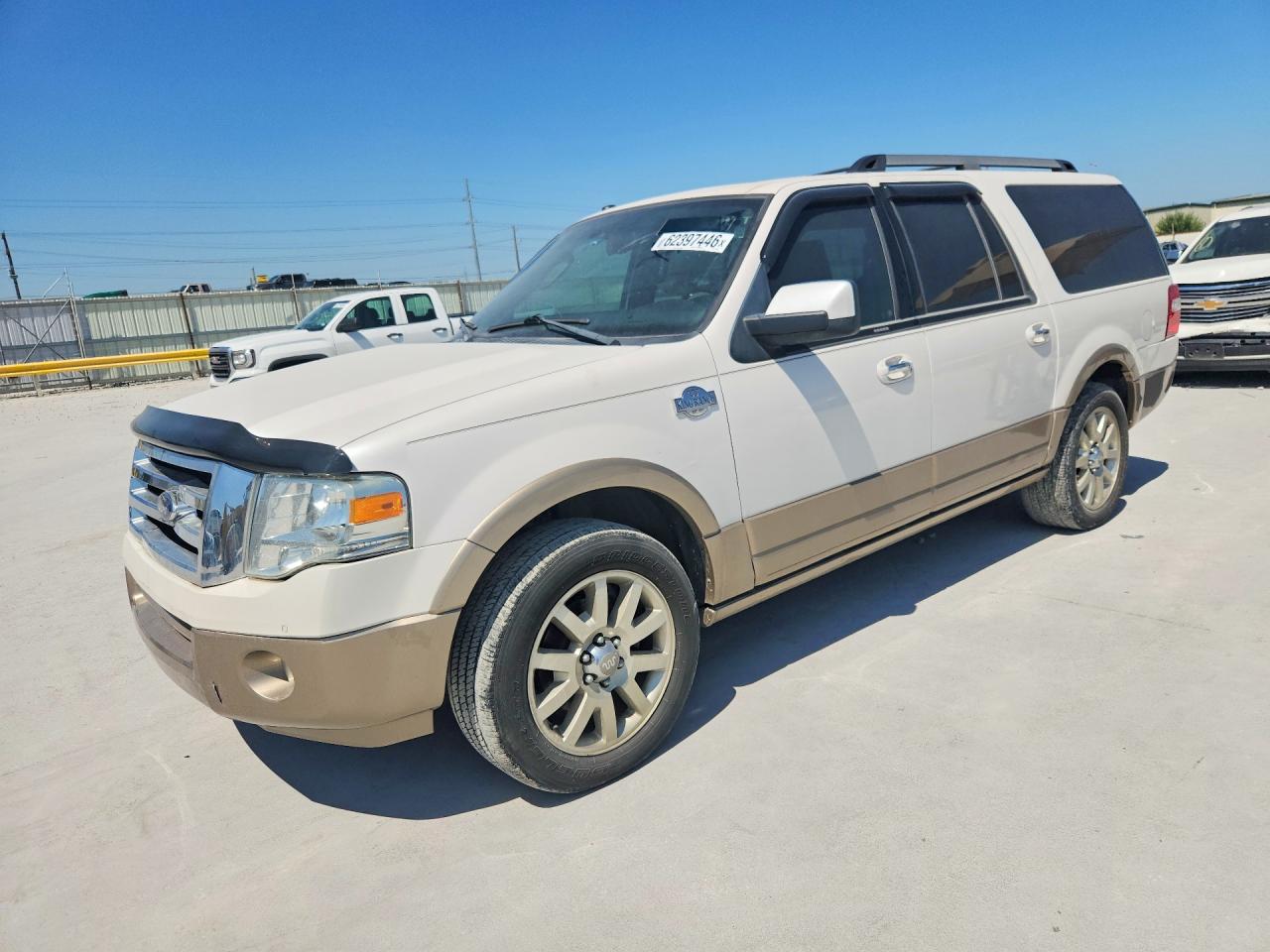 2012 Ford Expedition Max XLT, VIN 1FMJK1H56CEF13616 — Minor dents and scratches