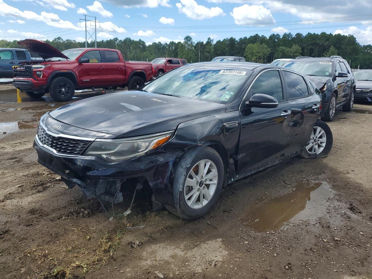 2019 Kia Optima S, VIN 5XXGT4L35KG279238 — Rear end