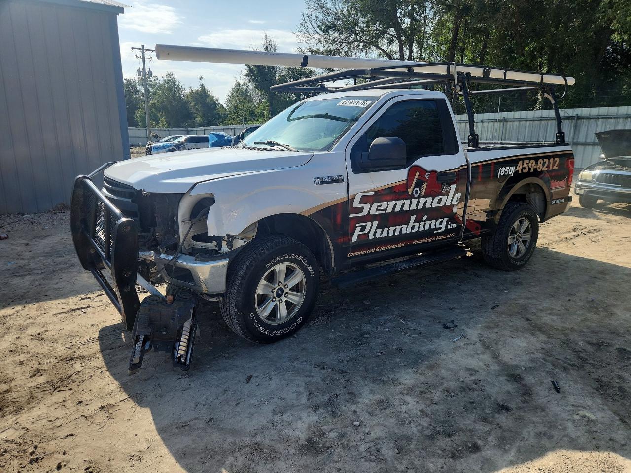 2020 Ford F-150 XL, VIN 1FTMF1E59LKD48527 — Front end