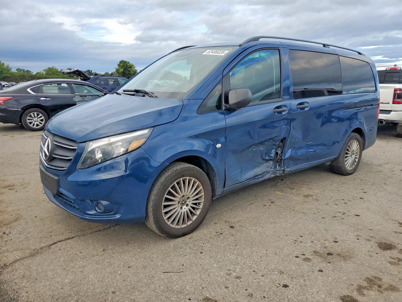 2023 Mercedes-Benz Metris Passenger, VIN W1WV0FEY3P4284366 — Side